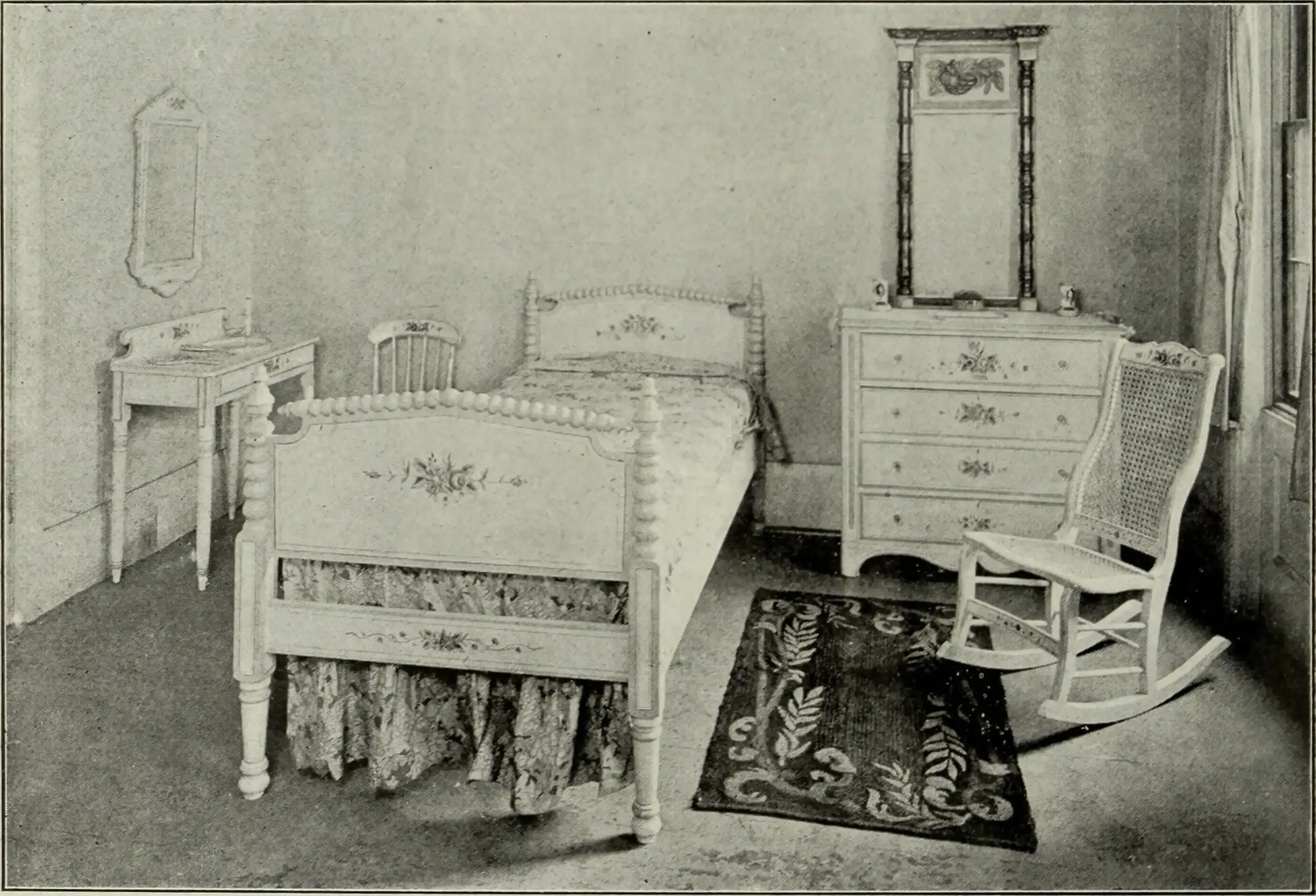 Accessorizing and Personalizing Girls' Bedroom Furniture
