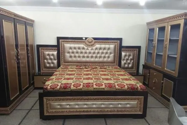 Factors Influencing Complete Bedroom Furniture Set Prices in Pakistan