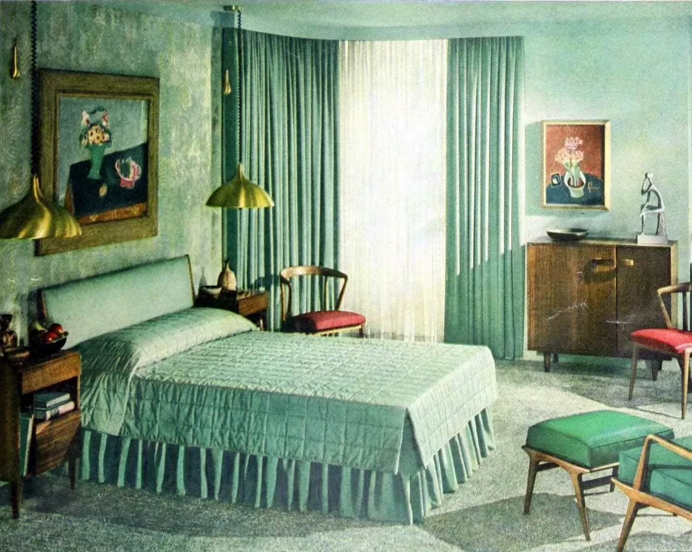Iconic Pieces and Key Features of 50s Style Bedroom Furniture