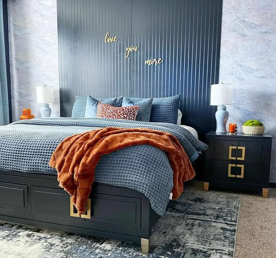 Discover Stunning Navy Bedroom Furniture Ideas