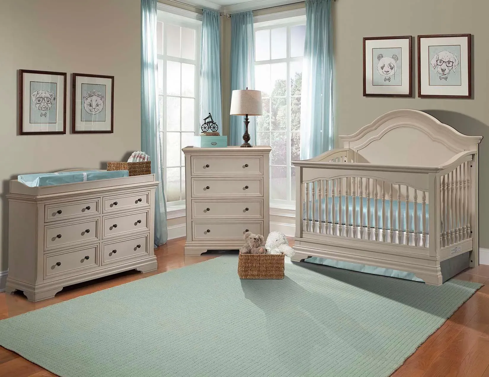 Picking the Perfect Crib: Your Baby's First Bed