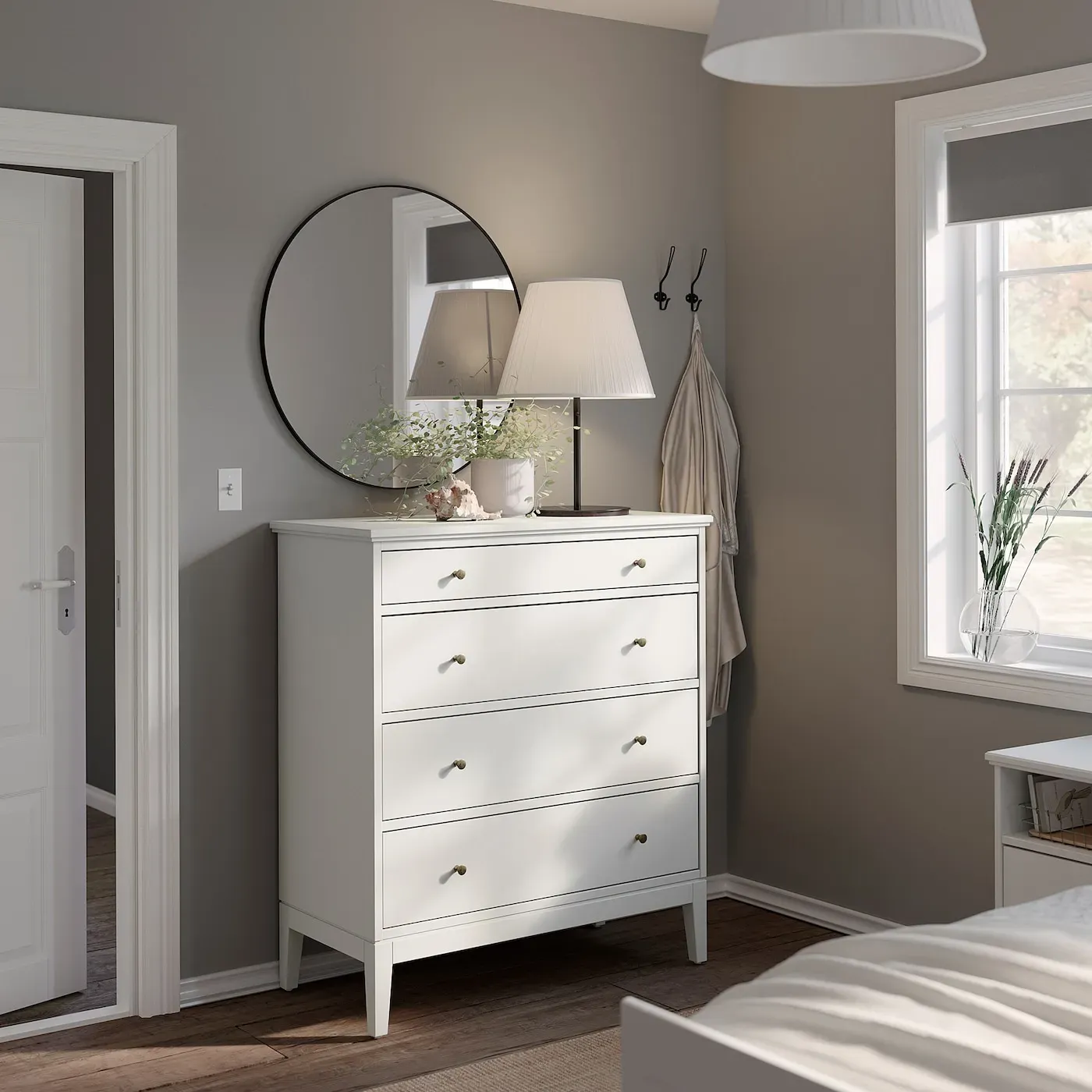 Picking Your Perfect IKEA Chest of Drawers for the Bedroom