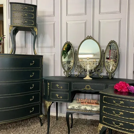 Spotting the Real Deal: What to Look for in Vintage Bedroom Furniture