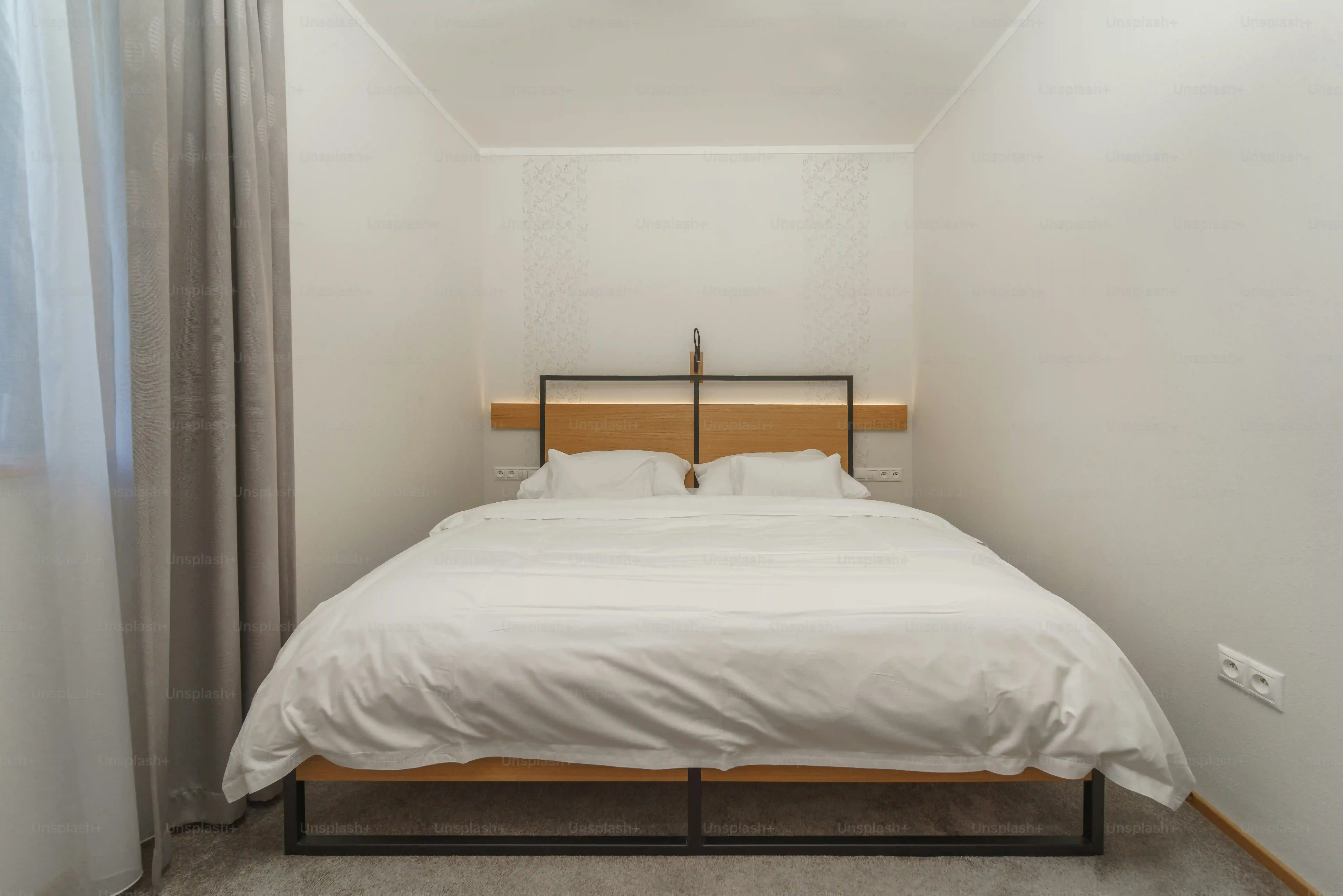 What's Inside Those Bedroom Sets $500 Boxes?