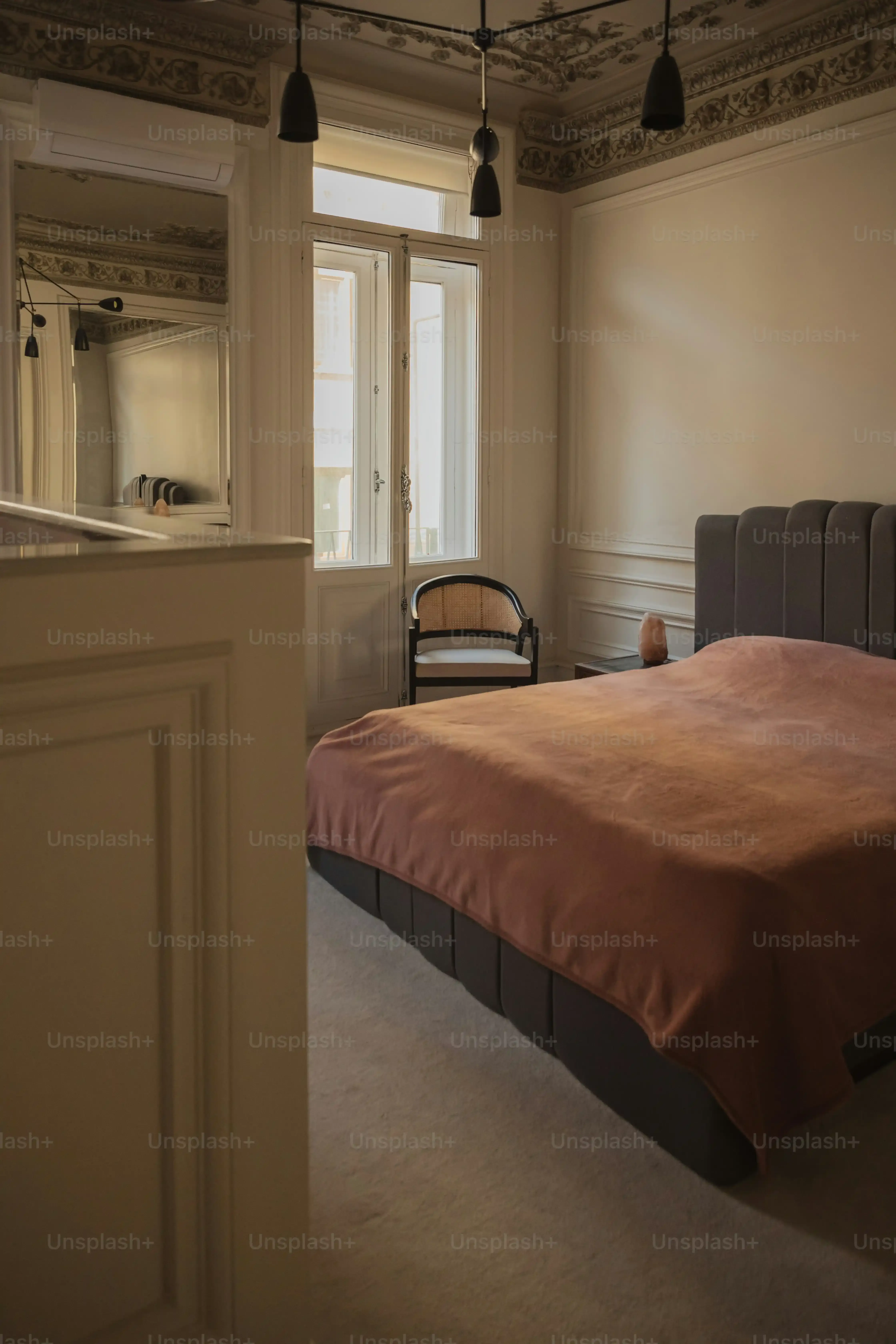 Where to Hunt for Affordable Bedroom Furniture Sets Under $600