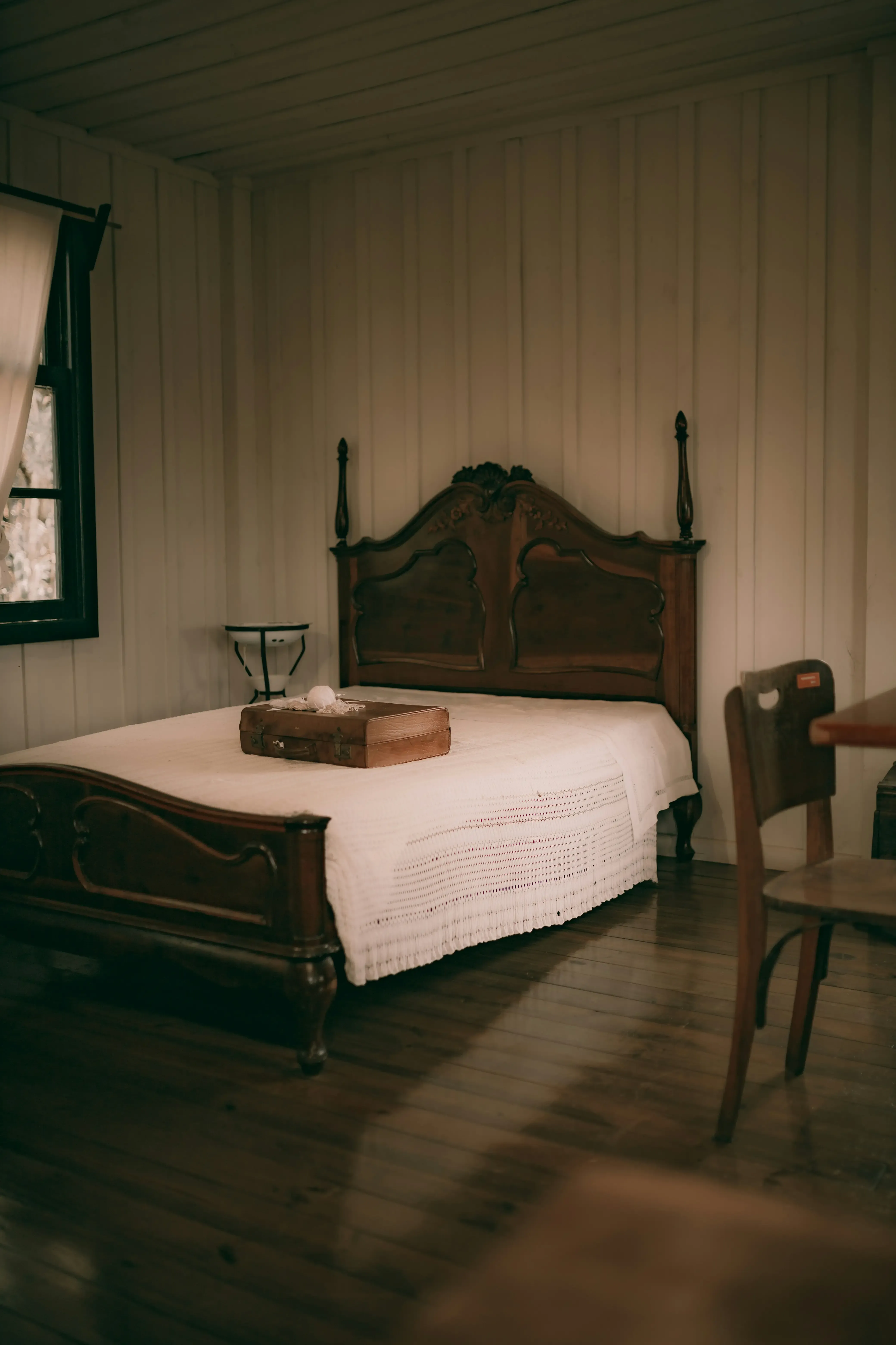 Why Choose Lancaster Bedroom Furniture for Enduring Style?