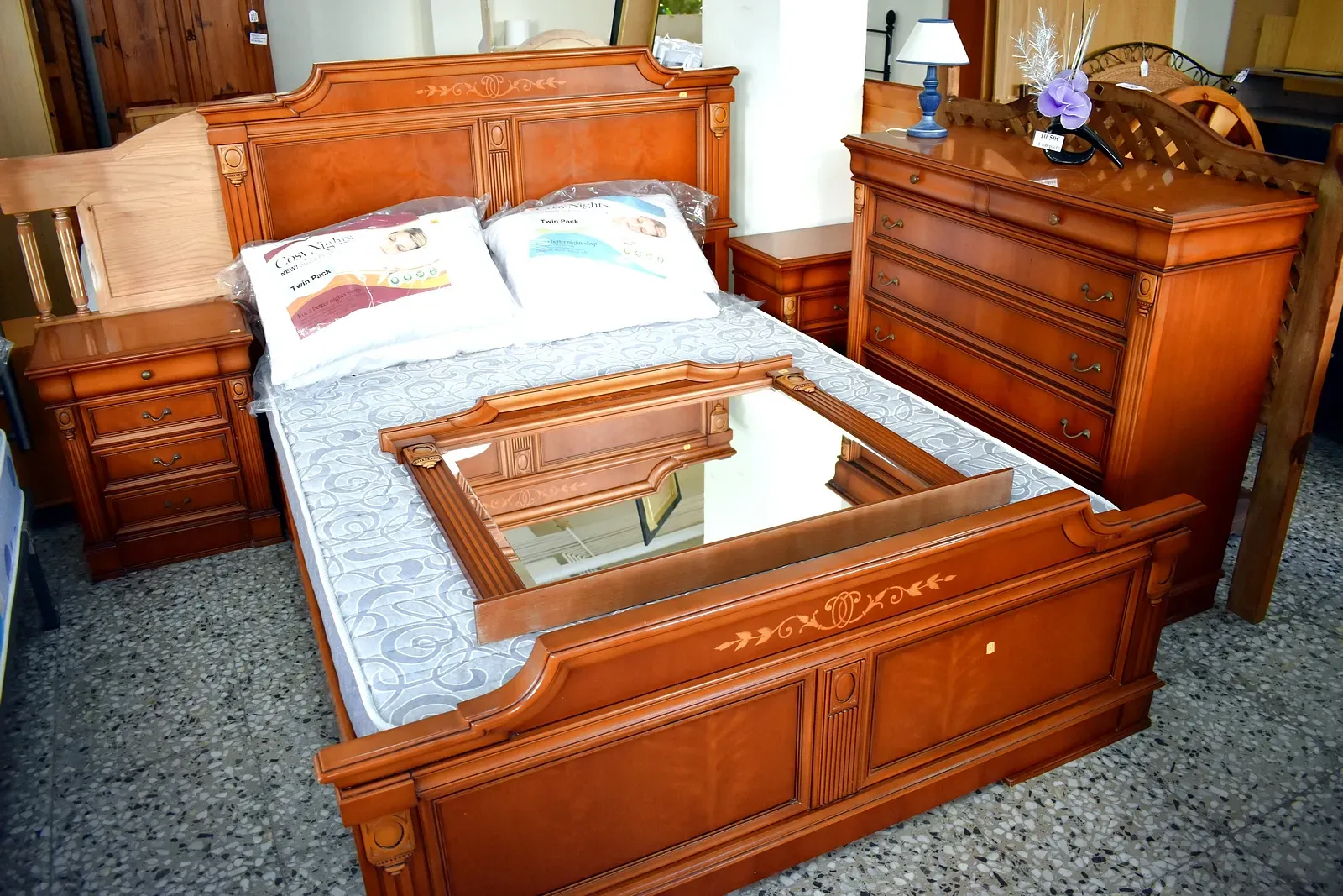 Why Opt for 2nd Hand Bedroom Furniture? Smart Buys & Sustainability