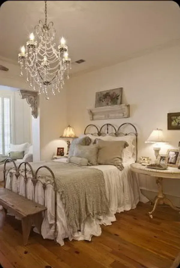 Why Shabby Chic Bedroom Furniture Brings Comfort and Style